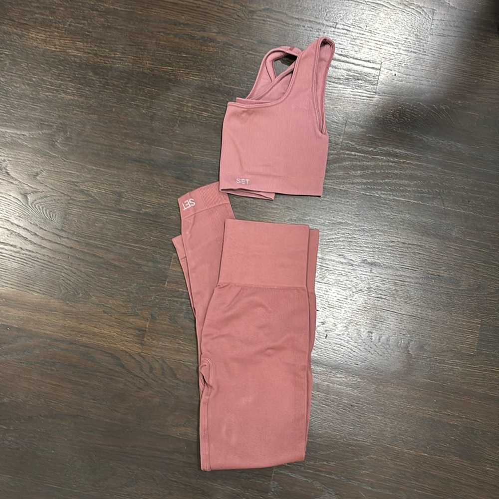 SET Activewear